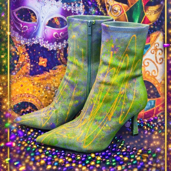 stradivarius Shoes - Mardi Gras Custom Stylish Green and Purple Women's Boots, Size 9.5